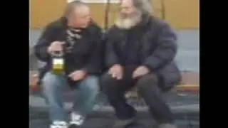 Besoffene am Bahnhof Wiener Neustadt