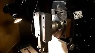 Долбим квадратное отверстие .