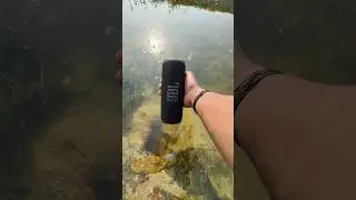 Jbl flip6 speaker throw in water pipe for bass testing