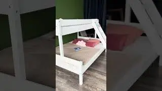 Двухъярусная кровать " Вестервиг"(массив сосны)
