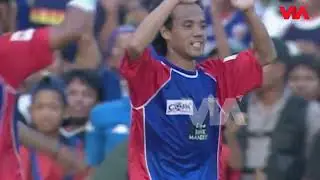 LAGA KLASIK AREMA: LIGA BANK MANDIRI 2002   AREMA MALANG VS PERSIKOTA 2 0