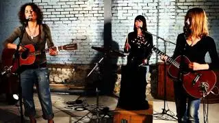Teardrop cover  2011 by Sirius Plan - Live - Atelier58
