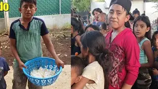 Mira Donde Vine A Encontrar Al Niño Que Vende Palomitas De Maiz. Antes Del 24