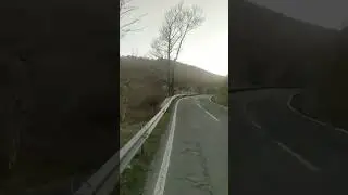 Горный дальнобой над облаками.
