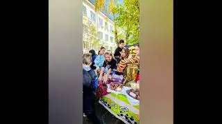 Этой ярмарки краски