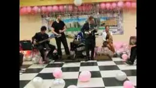 El Cuarto Año Sock Hop Band