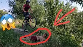 ПРЫЖКИ ЧЕРЕЗ ЧЕЛОВЕКА На ВЕЛИКЕ