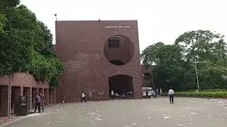 সংসদ ভবনের চারপাশে