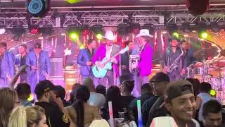 Los 2 Carnales Y Busca Otro Amor Quien te quiera mas que Yo