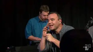 Future Islands - King of Sweden (live)