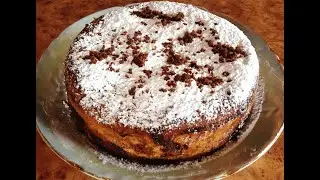 Шарлотка с яблоками и корицей в мультиварке. Очень вкусно и просто.