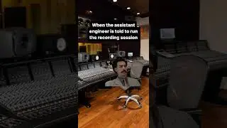 😂 