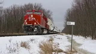 Dimensional Loads: CP Windmill Train! [HD]
