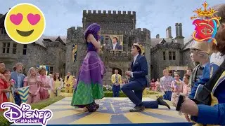 Forlovelsen | Descendants 3 | Disney Channel Norge