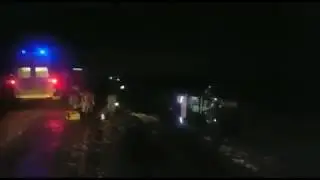 Опубликовано видео перевернувшегося автобуса под Ростовом