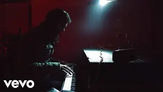 Elliot James Mulhern - Tragic (Everything Is) (Official Video)