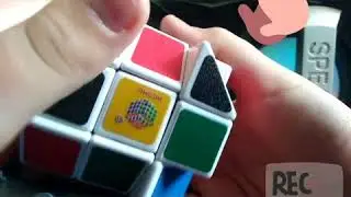 Я собрал на круглом кубике одну сторону!!
