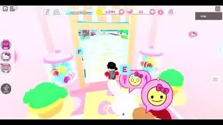 MY HELLO KITTY CAFE TOUR!😼🍩☕ || Roblox
