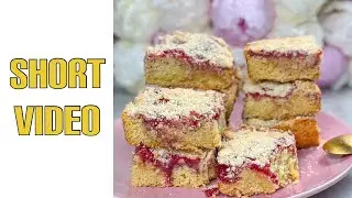 (Short Video) Strawberry Crumble Pie Bar