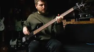 B.C. Rich Bronze Warlock Bass demo
