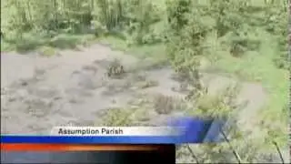 Sinkhole Louisiana Bayou Corne Evacuated