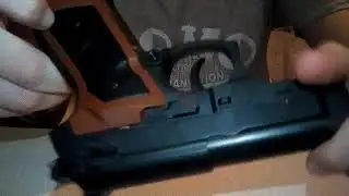 Сборка и разборка игрушечного пистолета 🔫.