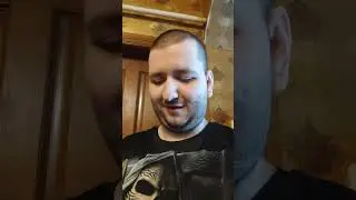 мама рассказывает важные новости мне