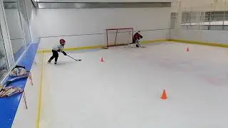 KHV#74 Хоккеист в 7 лет готовится к сезону с братом вратарем/ Kid hockey player at 7 works With bro