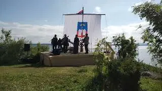 Авторский ансамбль "Марго". Песня "Ромашковое море".