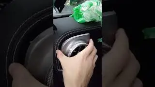 Снятия дефлектора на китайском автомобиле Tank 300.