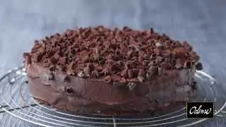 Sådan laver du chokoladekage med marcipan – Konditorens favorit