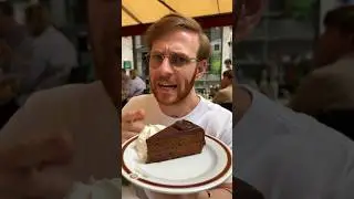 The original Sacher Torte from Vienna arrives in Trieste 🔥 Will it be too expensive? ❤️