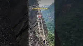 🤯Ever wondered "Meghalaya Bamboo Bridge Trek", Comment "Itinerary" for more details🌟🙌🏻