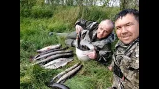 Рыбачим на спиннинг на  одной из стариц реки Вынгапур.