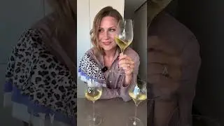 #wine #юмор Одно вино - три моих любимых бокала для пузырей!