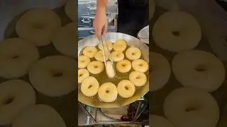 Making Yummy Donuts at Market #shorts