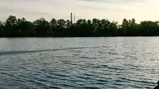 Hurricane RC mono 1 boat