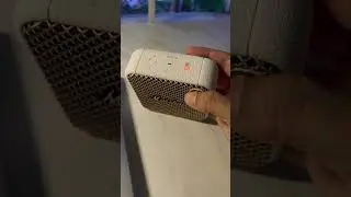 Listen to the sound when turn on Marshall Willen 