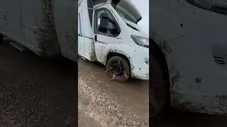 Грязный кемпинг, редкий случай #автодома #automobile