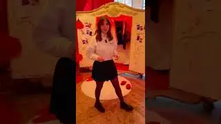 Всегда мечтала иметь хорошую растяжку, но с фигурным катанием не задалось - ну штош смотри 