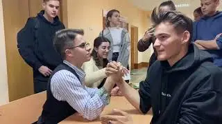 Поздравим наших мам!