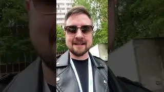А вы в каком доме живете? 