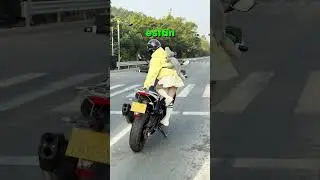 THIS IS HOW THIS GIRL GETS OFF HER MOTORCYCLE!! 😂
