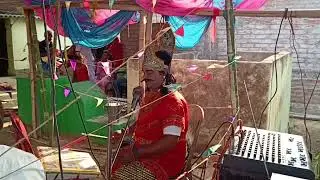 rawan akhand kirtan men pad bajate huwe 😀😆