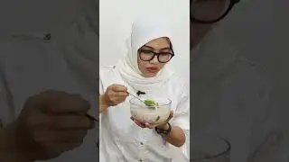 panas gini enak banget minum es #shorts #asmr #mukbang