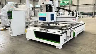 High efficient Dust Collecting Cover CNC Router with ATC machine