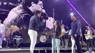 En pleno concierto de Silvestre Dangond pareja pide matrimonio