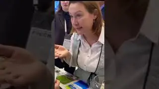 Посетители крутят барабаны хурдэ, совершают виртуальные путешествия к берегам Байкала 🌊 🌳 🌍