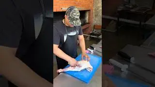 Как разделывать ляжку барана #automobile #food #дуэт #meat #шашлык #hotpot #shashlik_ot_make