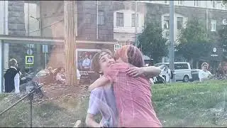 Почему я так люблю петь на улицах? / Реакции Москвы